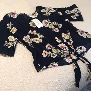 NWT Floral blouse